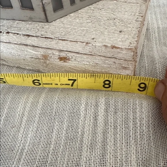 Wooden Church Christmas Decorations lights up white, Gray and Black Pinecone new - Picture 9 of 9